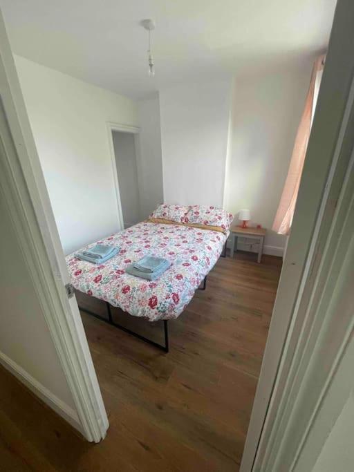 Modern 2 Bedroom Terraced House Дувр Экстерьер фото